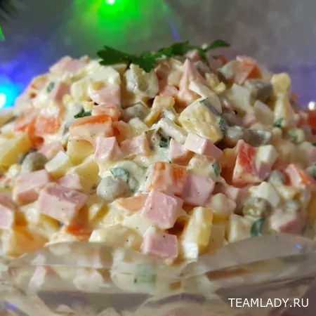 Оливье! Как приготовить вкусные овощи — картофель и морковь.